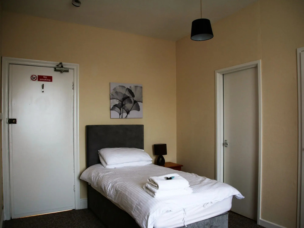 Royal Ashton Hotel