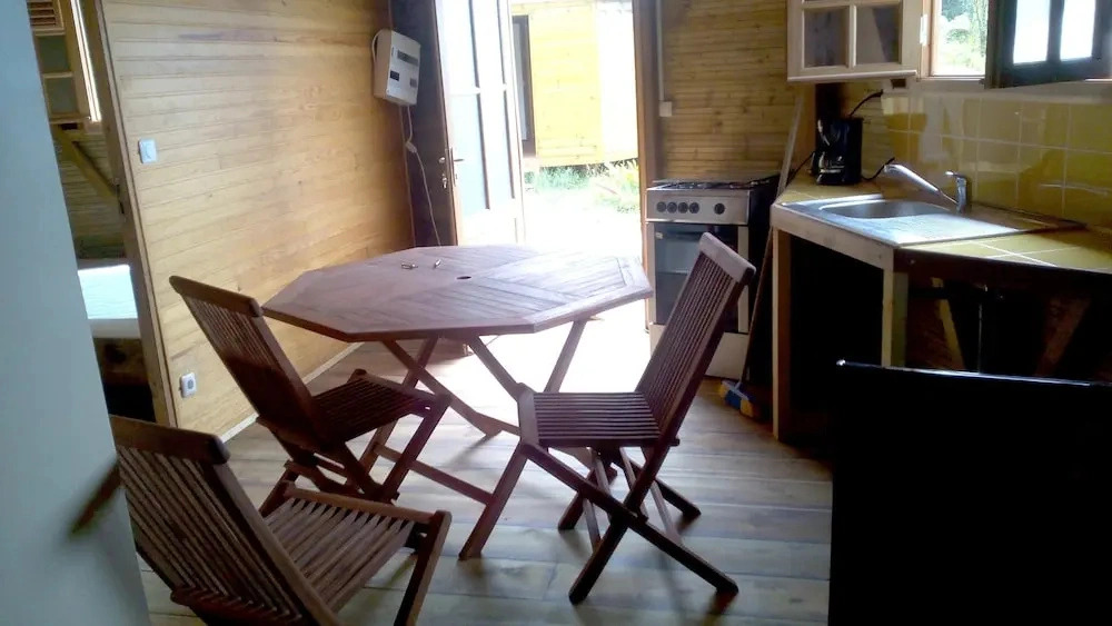 Property with 2 Bedrooms in Le Robert, with Pool Access, Furnished Garden And Wifi - 15 Km From the Beach