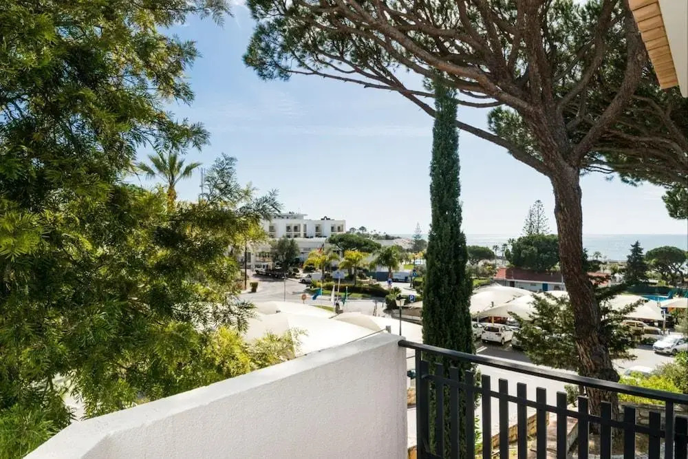 Akivillas Vale do Lobo Sky