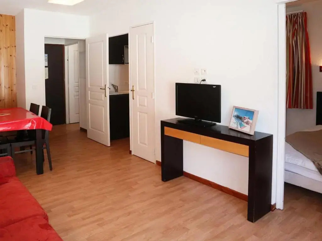 Appartement Les Orres, 2 pièces, 4 personnes - FR-1-322-75