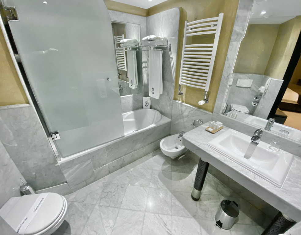 Art Palace Suites & Spa