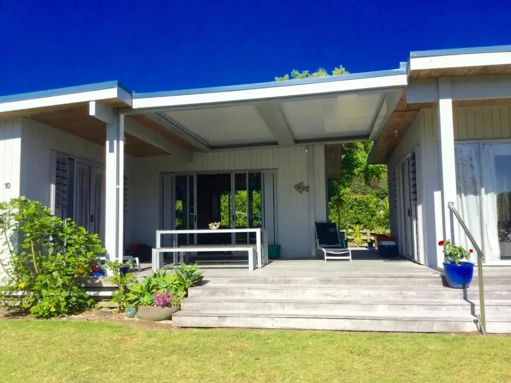 Paradise in Flaxmill Bay - Flaxmill Bay Home