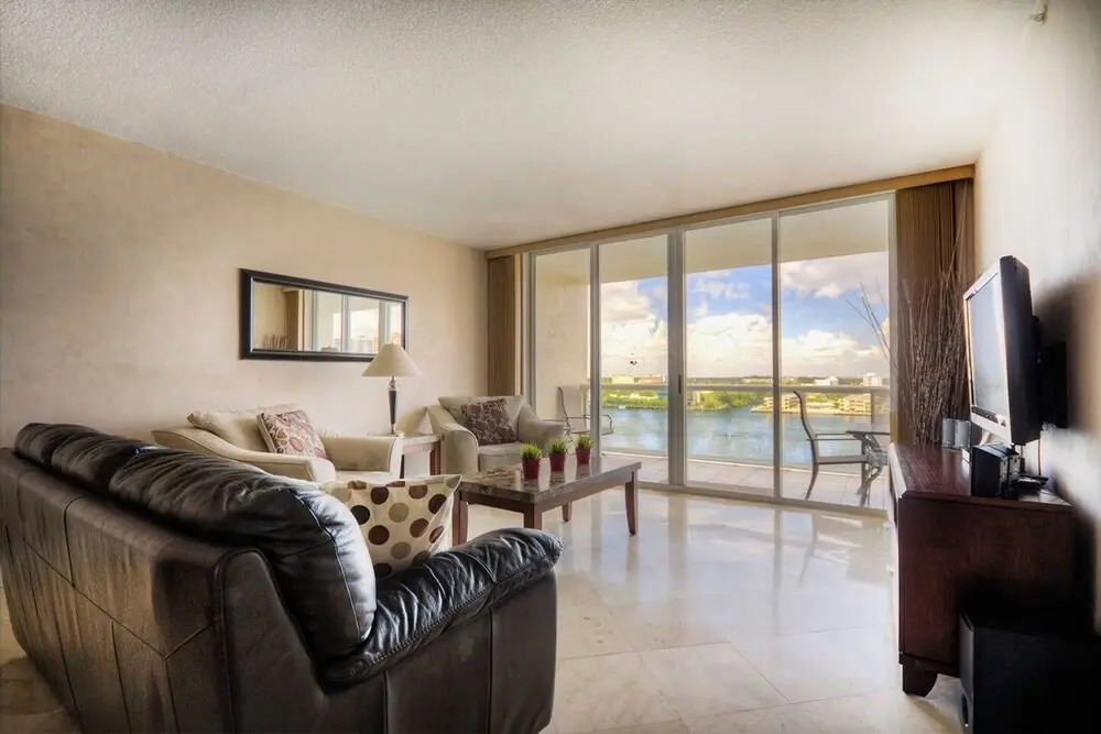Le Golden Bay 1004 by Go Florida Condo, Sunny Isles
