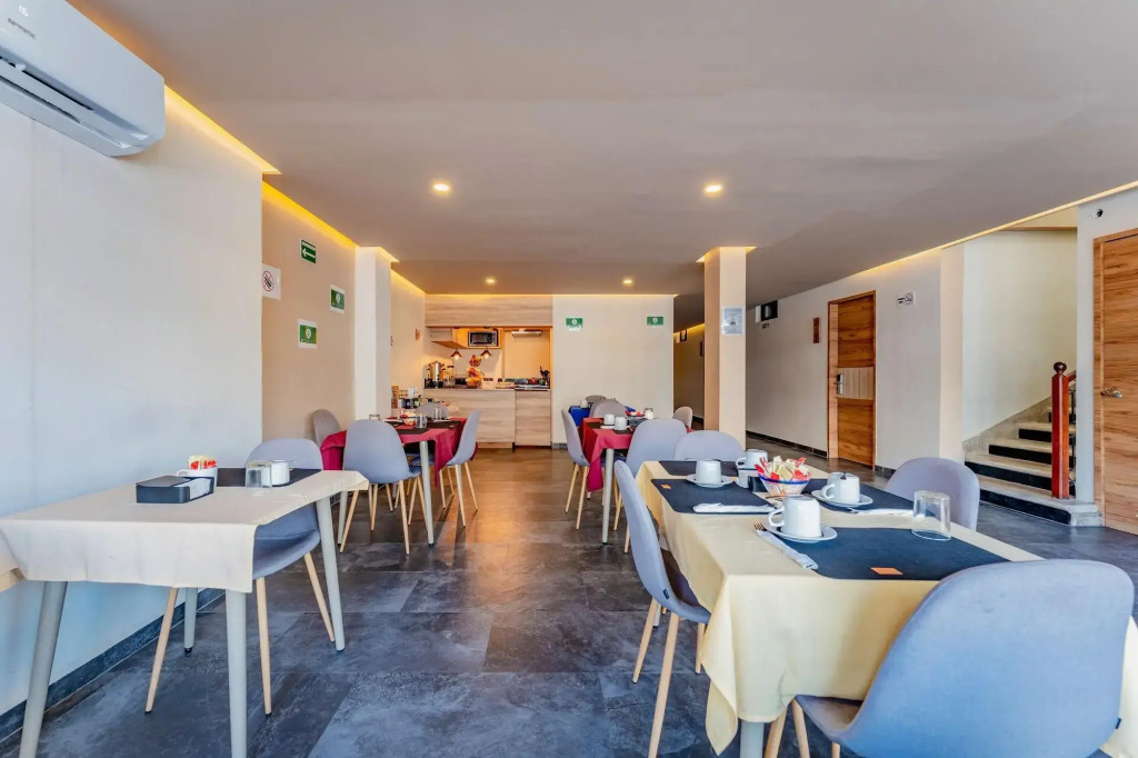 Hotel Central Merida by Kavia