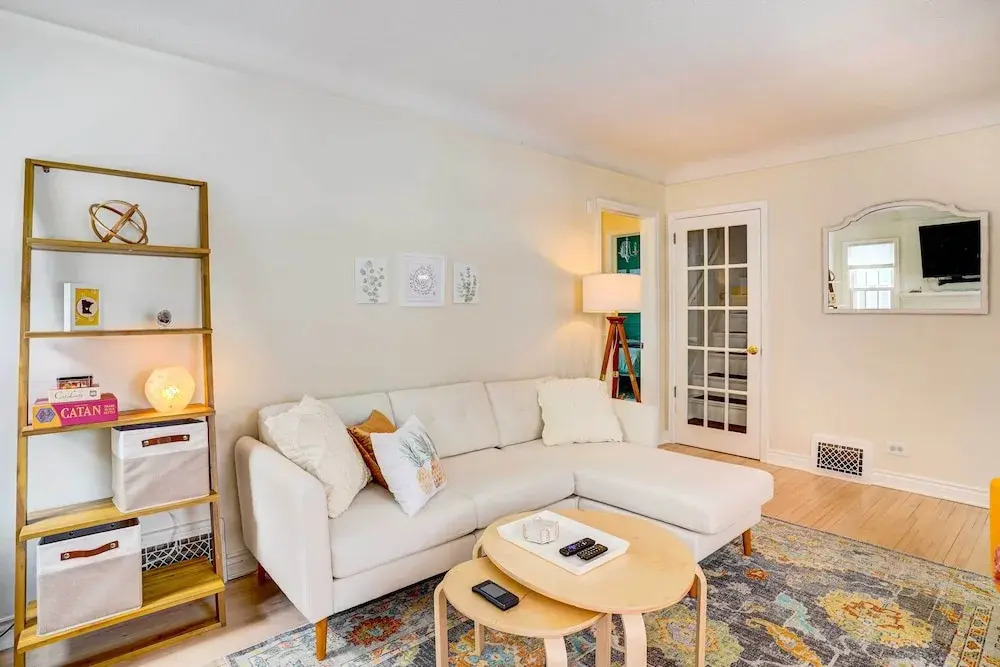 Charming Minneapolis Home < 1 Mi to Lakes!