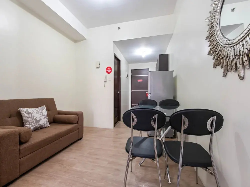 OYO 263 Vinia Residences