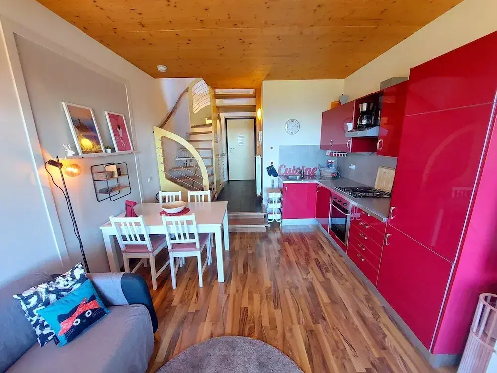 Terraced House With Private Garden