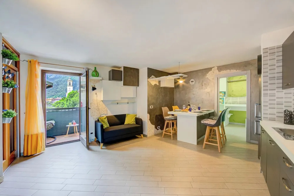 Casa Gio Few Minutes From the Lake