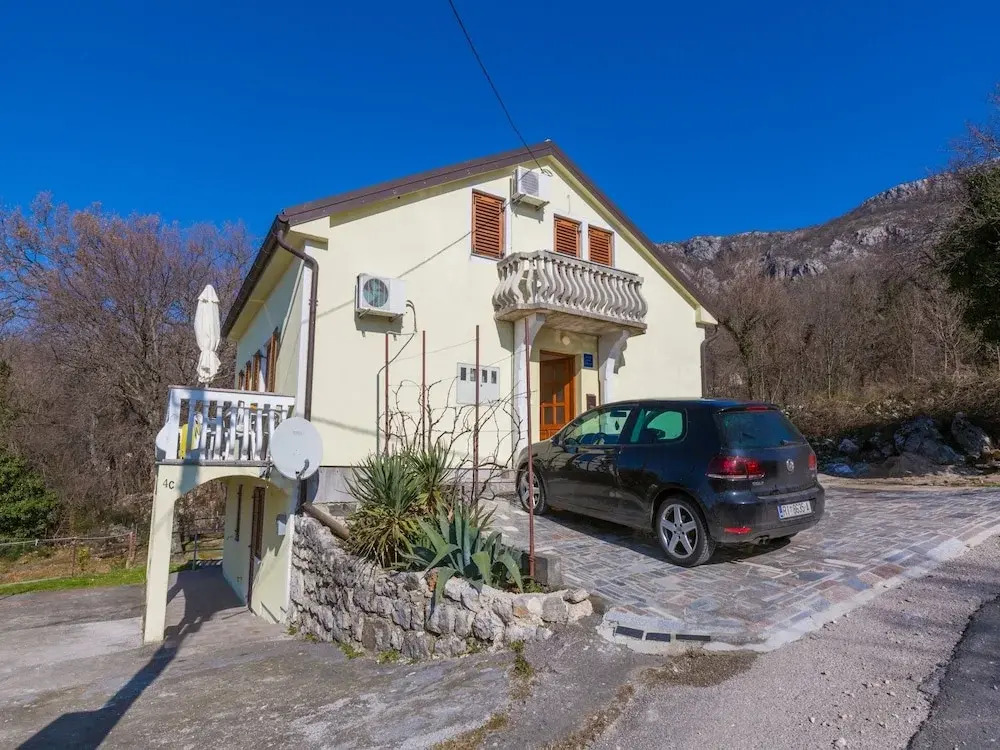 Apartment Jelena