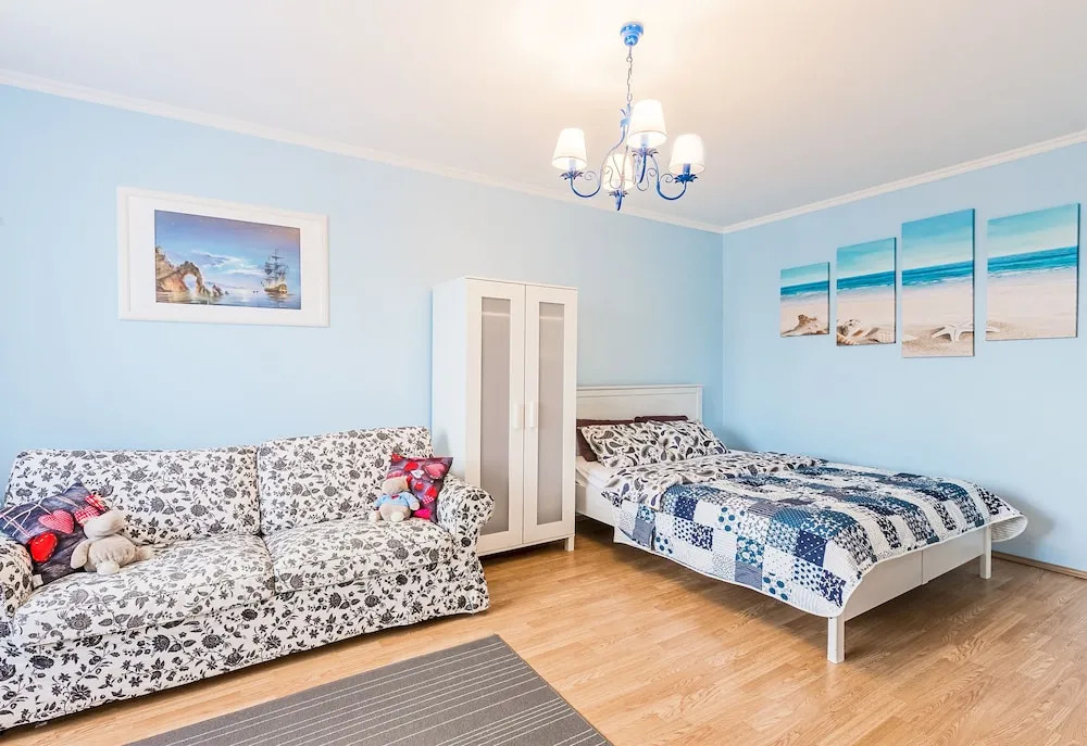 InRoomSPb