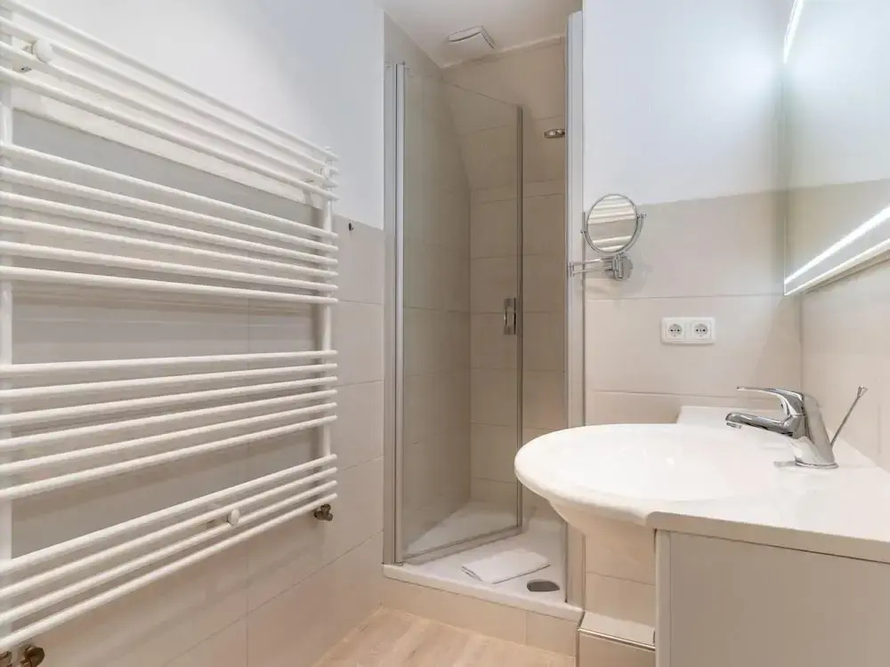 Apartment mit Kamin in Einer Eigentumswohnung