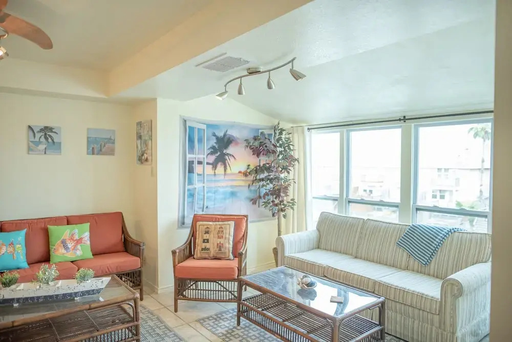 Edgewater Escape 1 Bedroom Condo