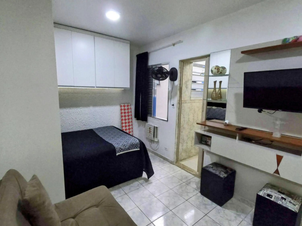 Sala living em prédio Familiar na Av da Praia