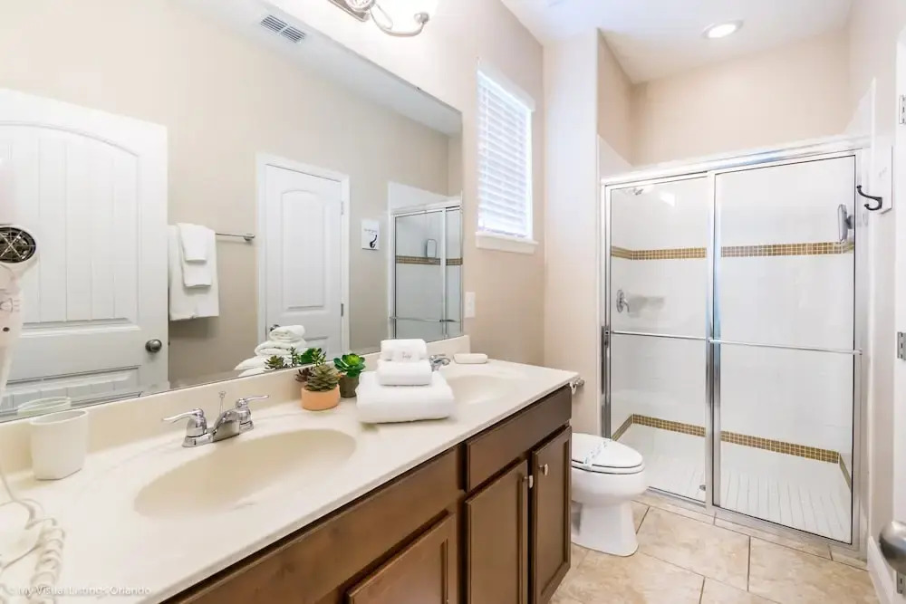 Solterra - 4167 Oaktree Drive