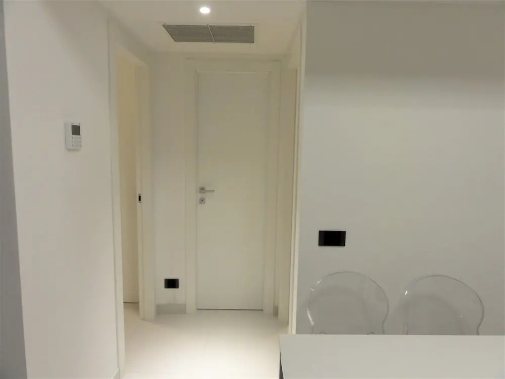 Very Comfortable Seafront Apartment