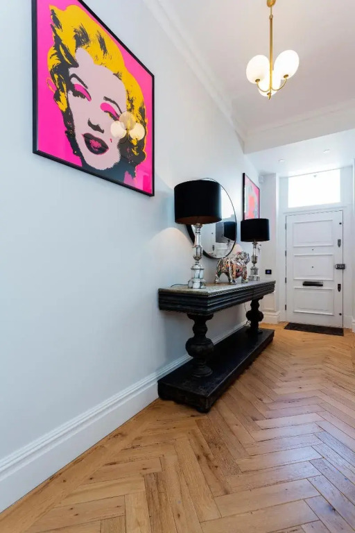 Veeve - Kingly Kensington