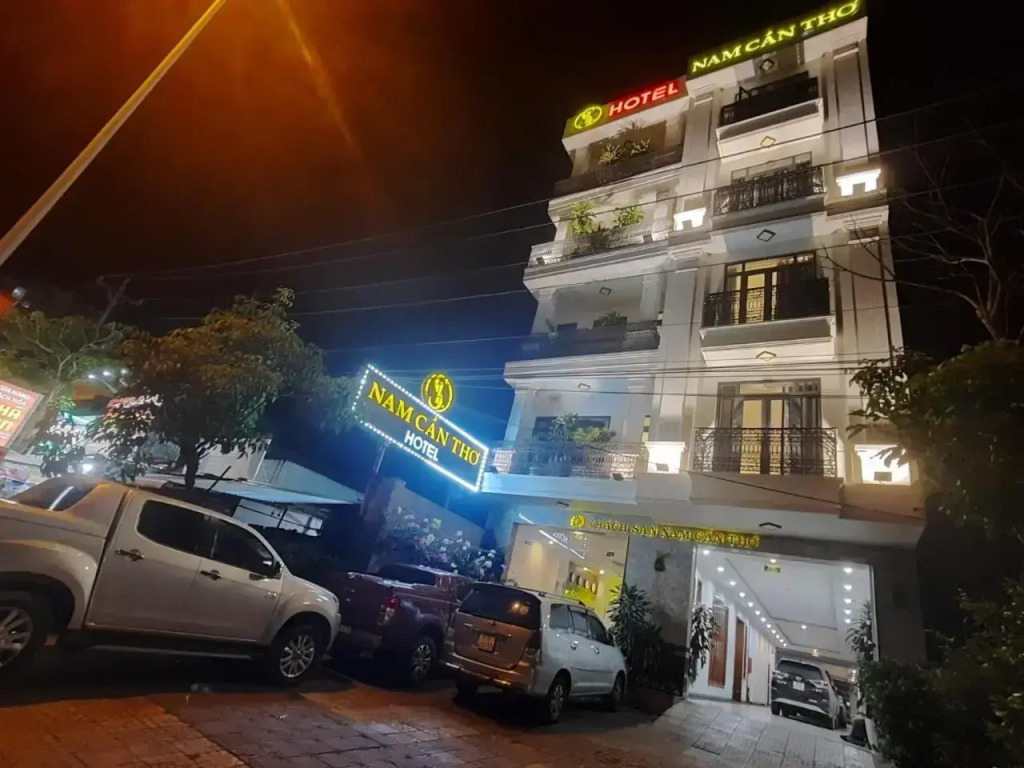 NAM CẦN THƠ HOTEL
