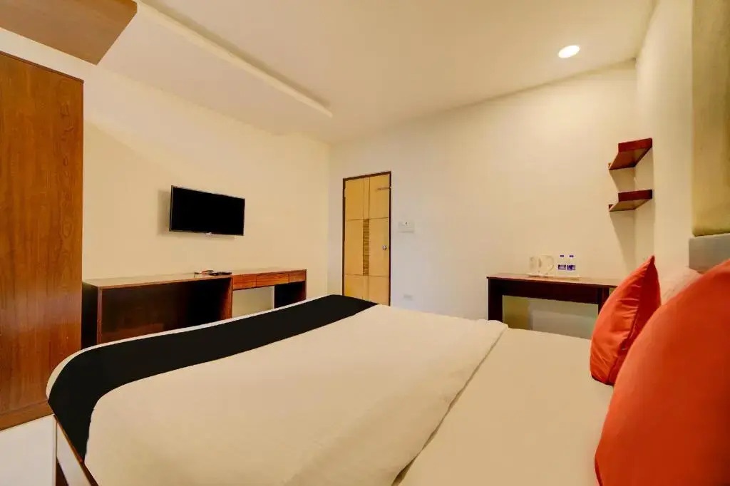Prowell Caprock By OYO Rooms