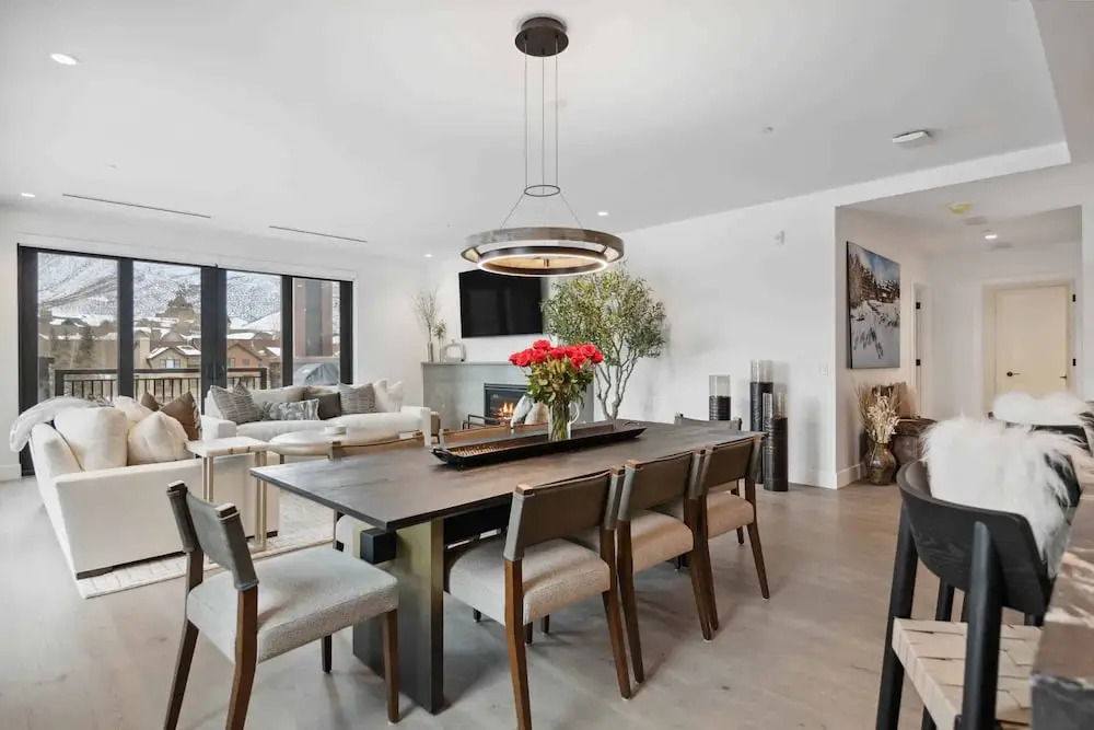 Frontgate by EWH