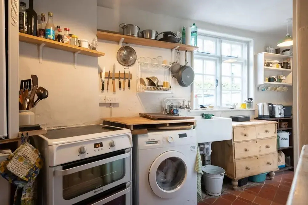 Wonderfully Quirky 3BD Home Amberley West Sussex