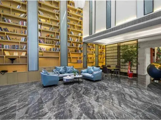 Kyriad Hotel (Xinyang Pingqiao Century Plaza)