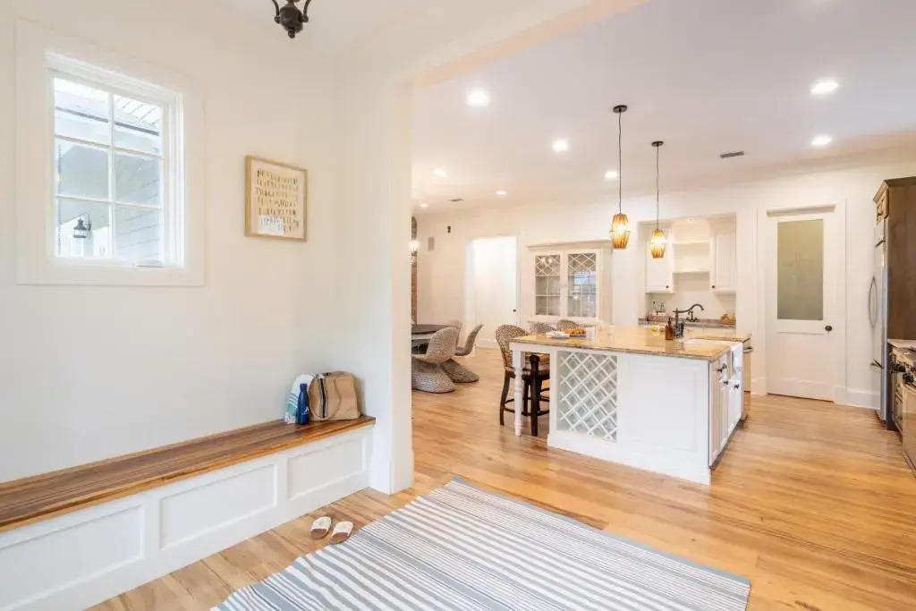 Family Home Beach Access Private Guest House