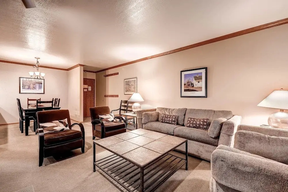 Park Station Luxury Retreat