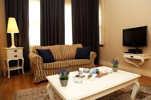 Nevv Apartment