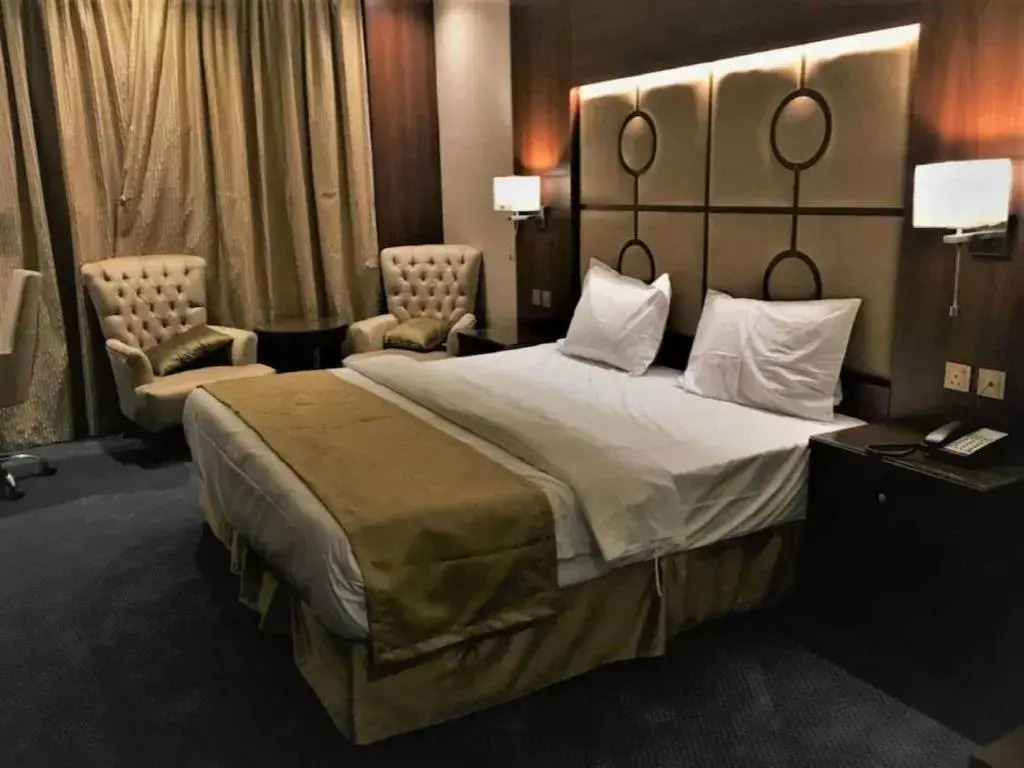 Sunday Harbour Gateway Jeddah Beach Formerly Vivid Plaza Hotel