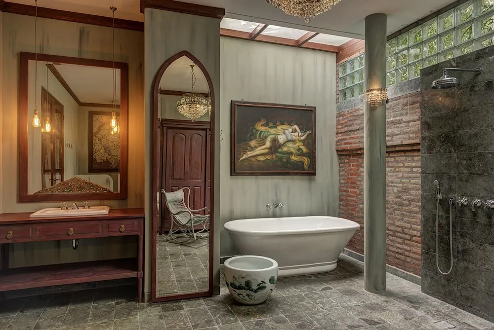 Secluded Beachfront Villa Manis, 5br, Candidasa
