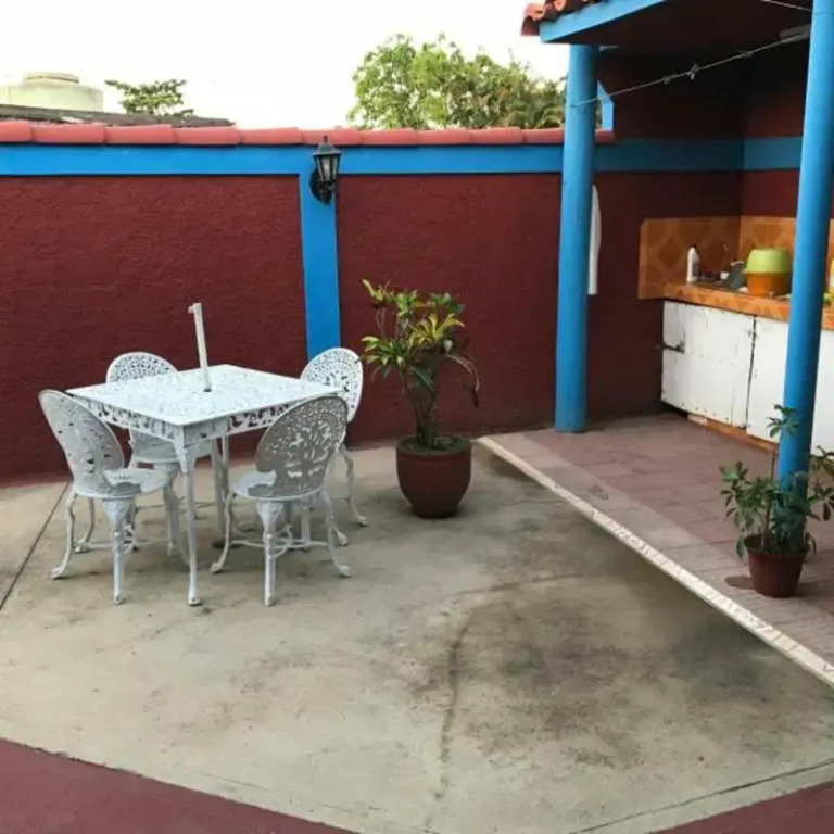 Casa Alvy & Ada
