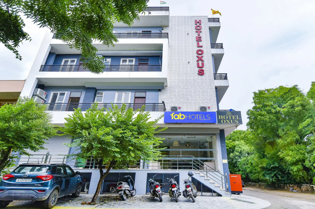 FabHotel Oxus