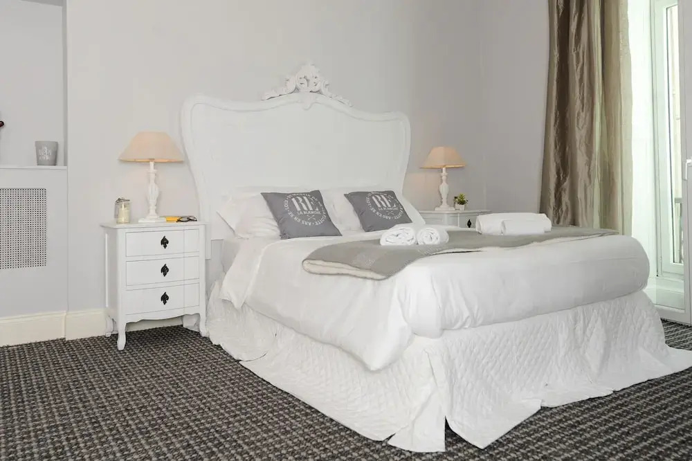 Silver Suite - Five Stars Holidays
