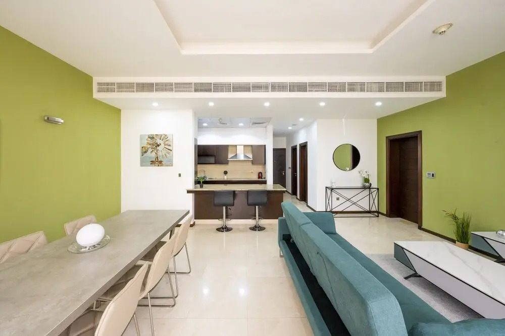 Modern beachfront 1BR apartment