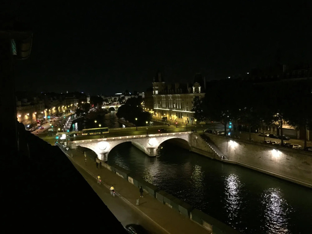 Les Rives de Notre-Dame