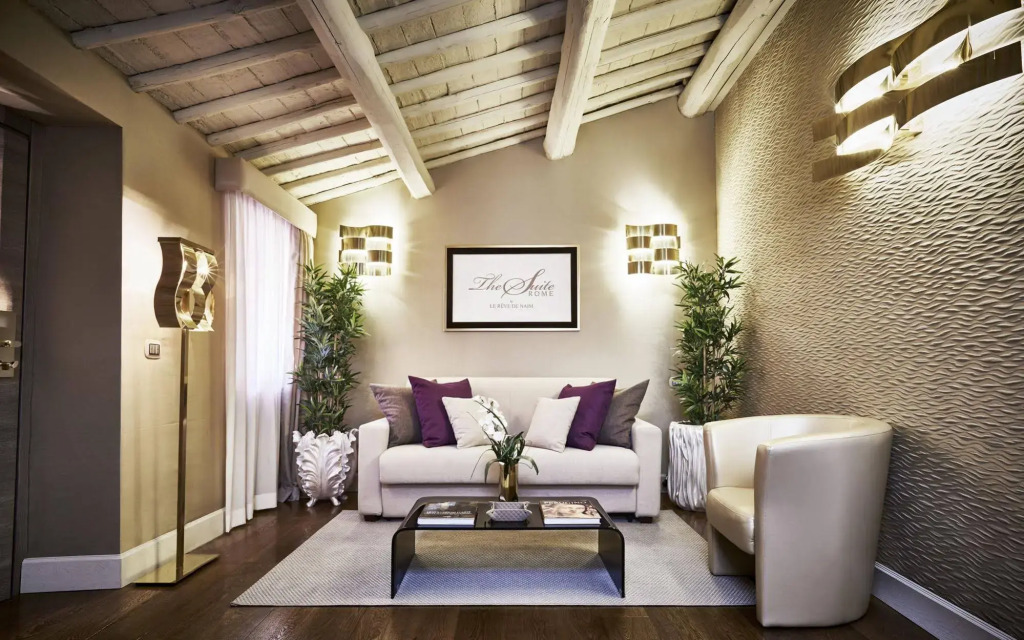 Gold Royal Suite