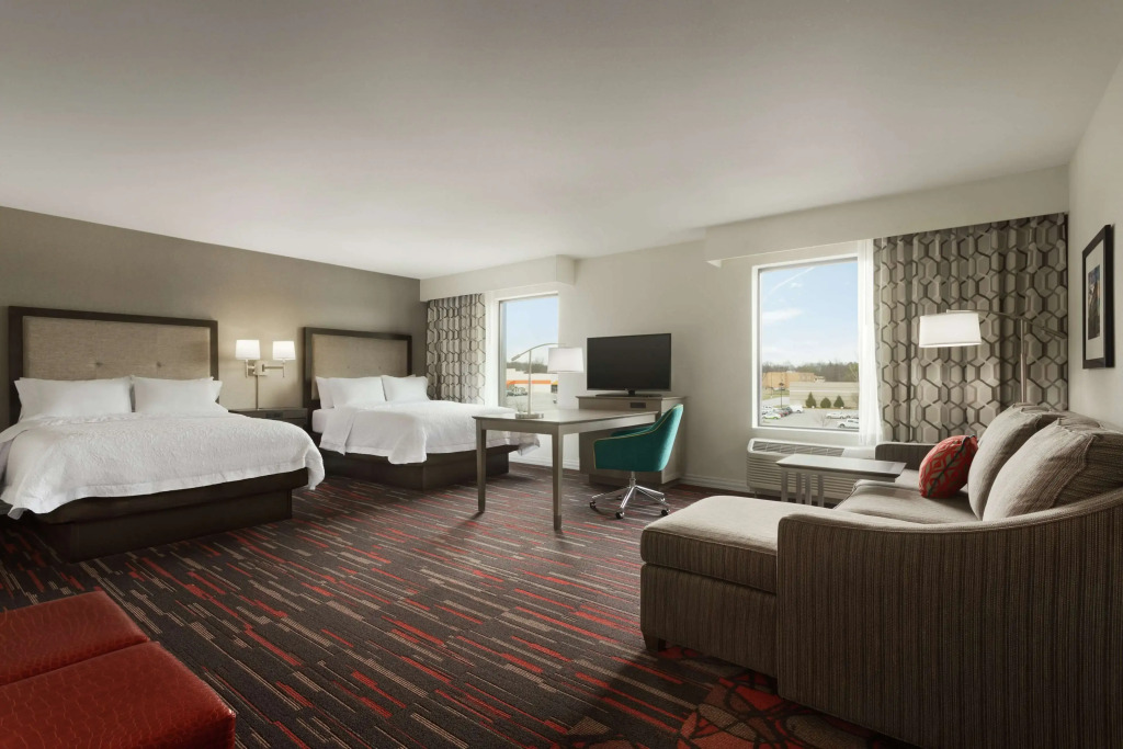 Hampton Inn & Suites St. Louis/Alton, IL