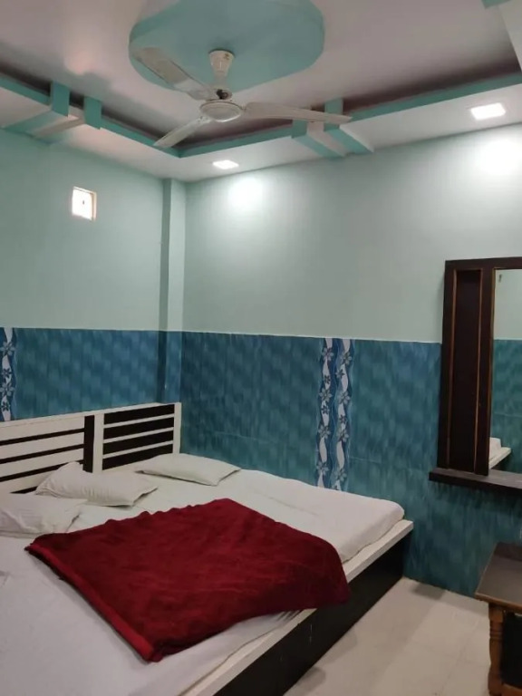 Hotel Ujala Palace