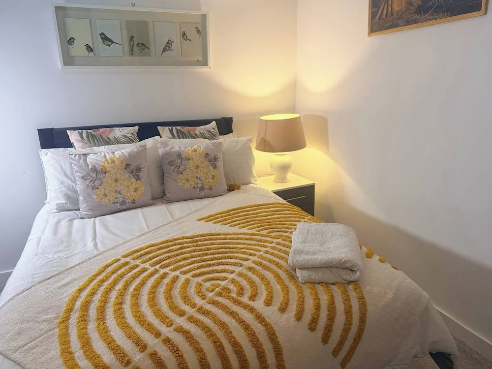 Winter Stays, Pool, Wi-fi, Parking, 3double Beds