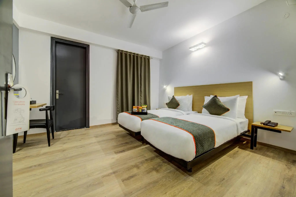 OYO Townhouse 083 Sector 38, Gurgaon