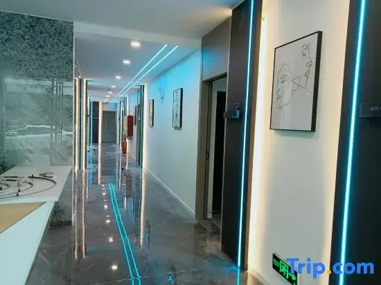 Xingju E-Sports Hotel (Shaxian Pedestrian Street)