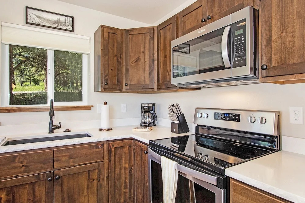 Hawkeye Ridge -- Ev 6189 3 Bedroom Condo by RedAwning