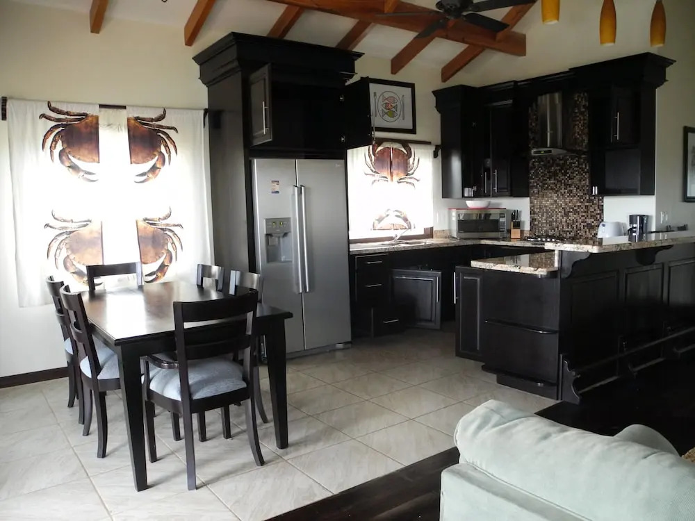Roberts Grove Beach Resort
