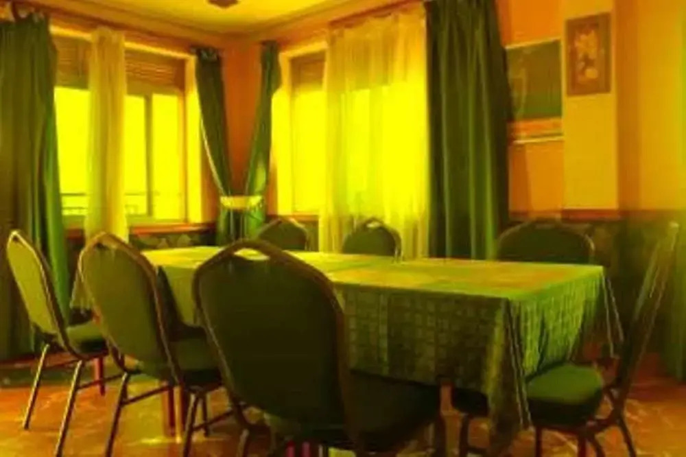 Hilltop Hotel