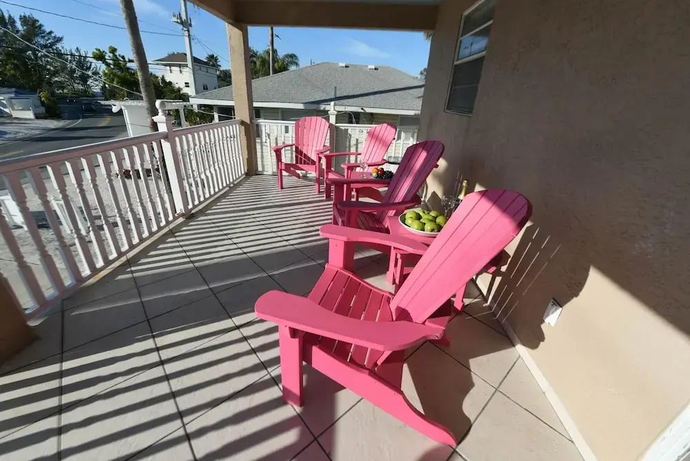 Beach Side Vista Apartment 6