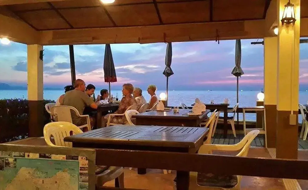 Sea Falcon Hotel