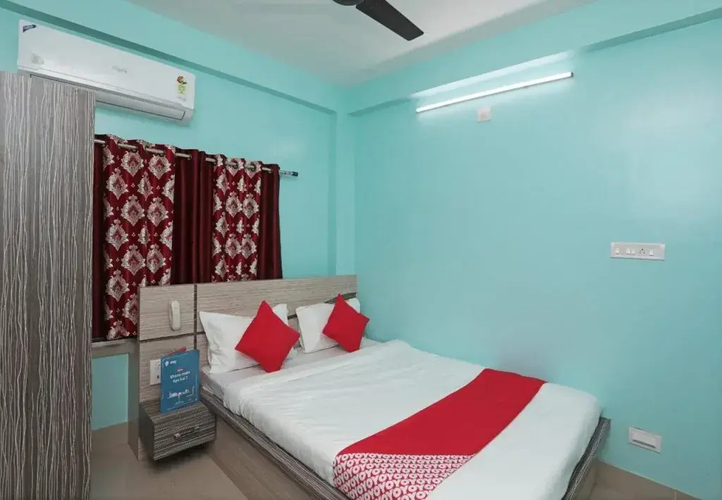 OYO Flagship 23523 Imperial Guest House
