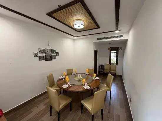 Qianwei 1966 Hotel