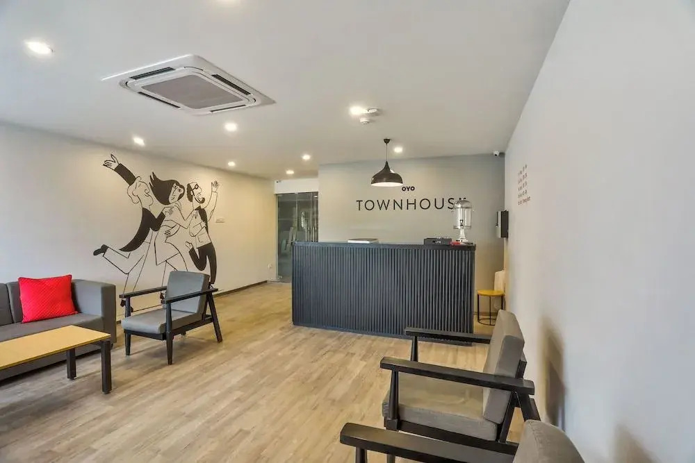 OYO Townhouse 156 Maraimalai Nagar