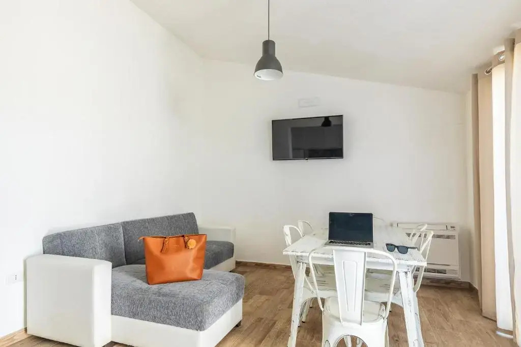 Acquazzurra Rooms